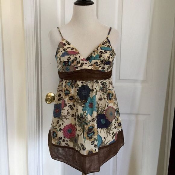 Like New💖Floral Shimmer Top Small💖 - Picture 1 of 4